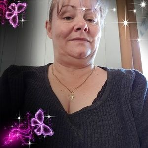 Meet your Posher, Eva